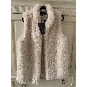 NEVER WORN Rachel Zoe Faux Fur Vest